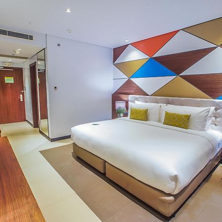 Summit Hotel Naga Extérieur photo